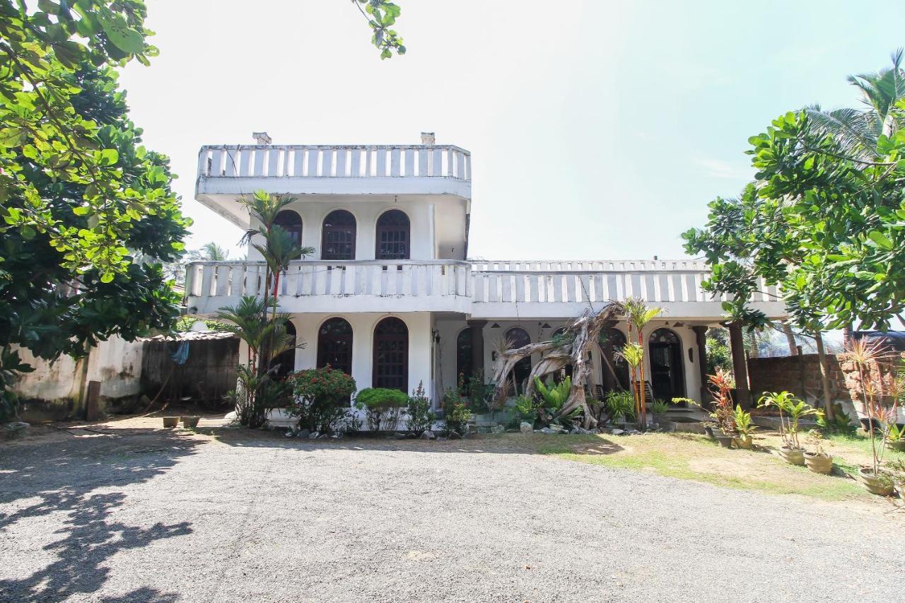 Oyo 459 Barasti Beach Resort Kalutara Eksteriør bilde