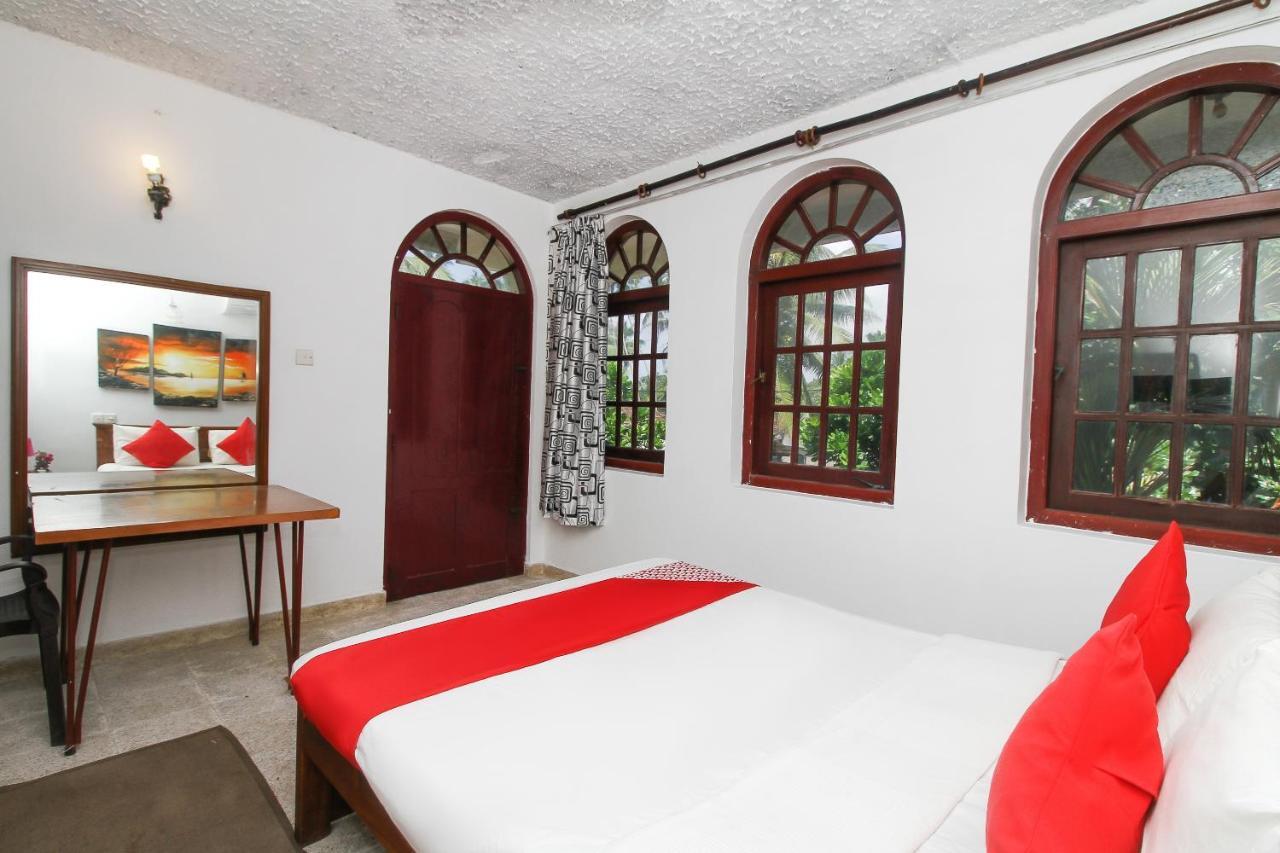 Oyo 459 Barasti Beach Resort Kalutara Eksteriør bilde